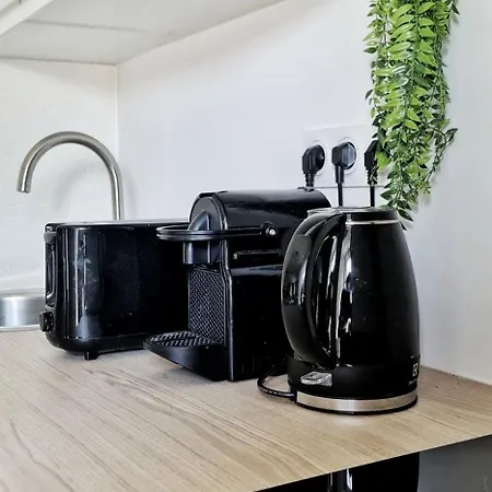 N3-barbacane-pieds Cite-clim Mobile Apartment *