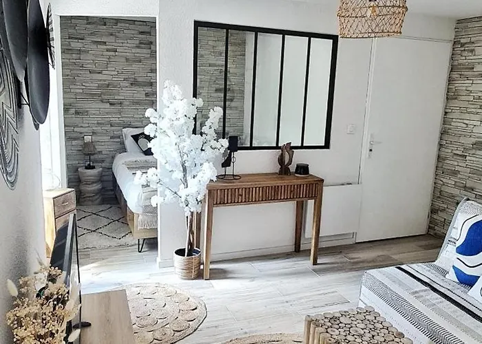 Apartament N3-barbacane-pieds Cite-clim Mobile *