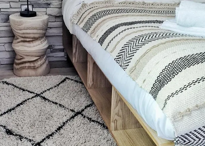 N3-barbacane-pieds Cite-clim Mobile Apartament *